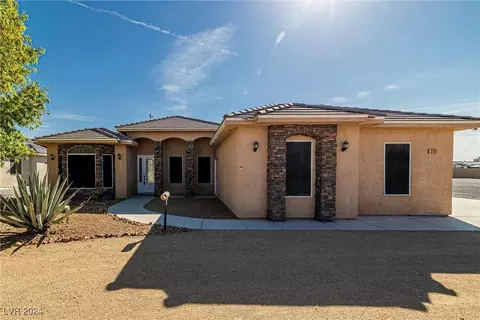 2151 S Manzanita Dr, Pahrump, NV 89048
