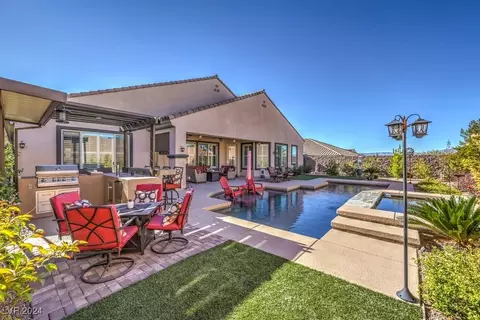 2428 Chateau Napoleon Dr, Henderson, NV 89044