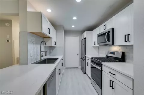 2200 S Fort Apache Rd #1165, Las Vegas, NV 89117