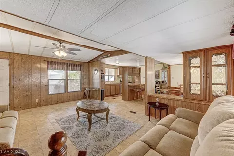 3311 Death Valley Dr, Las Vegas, NV 89122