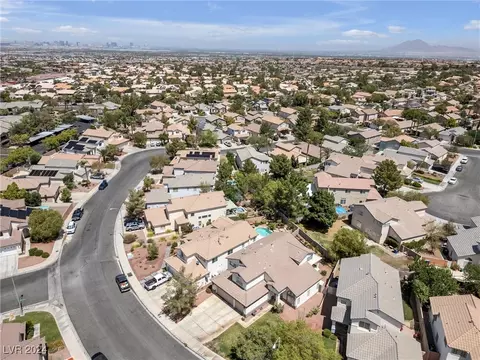 2470 Cedar Meadows St, Henderson, NV 89052
