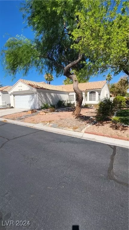 5504 Red Sun Dr, Las Vegas, NV 89149