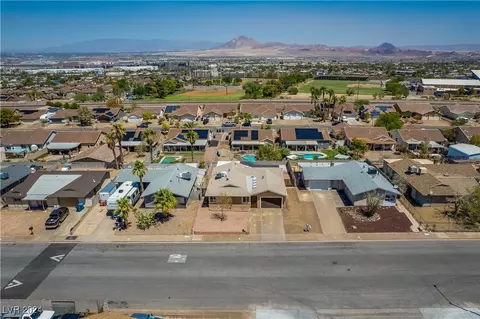 332 Viewmont Dr, Henderson, NV 89015