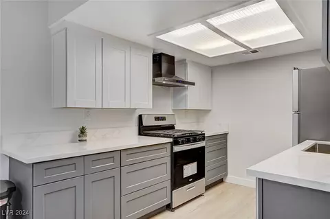 5241 Janfred Ct #26, Las Vegas, NV 89103