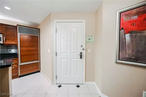 125 E Harmon Ave #414, Las Vegas, NV 89109