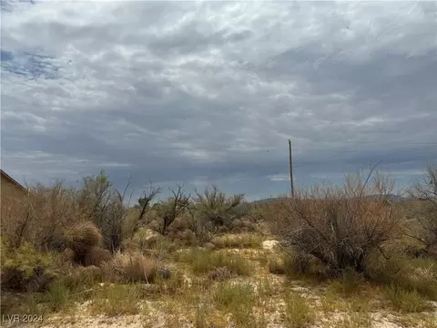 871 Gypsy Ln, Pahrump, NV 89060