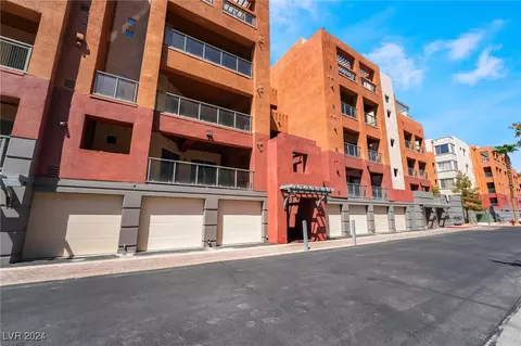 35 E Agate Ave #405, Las Vegas, NV 89123