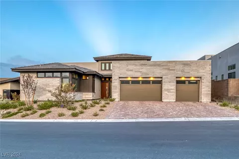 5166 Peak Climb Dr, Las Vegas, NV 89135