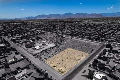 Maggie Ave, Las Vegas, NV 89143