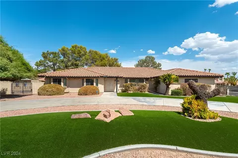 3180 S Tioga Way, Las Vegas, NV 89117