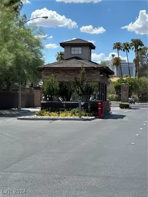634 Oakmont Ave #1904, Las Vegas, NV 89109