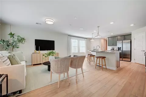 631 Morbucks Ln #1056, Henderson, NV 89011