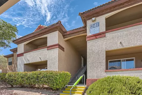 231 W Horizon Ridge Pkwy #2421, Henderson, NV 89012