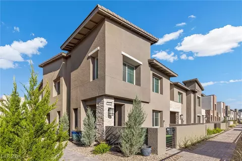 600 N Carriage Hill Dr #1042, Las Vegas, NV 89138