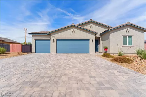 1640 S Outlaw St, Pahrump, NV 89060