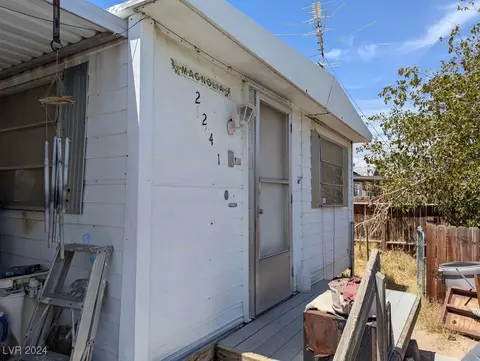2241 Glenwood Ln, Las Vegas, NV 89156
