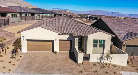 11842 Grassy Plain Ave, Las Vegas, NV 89138