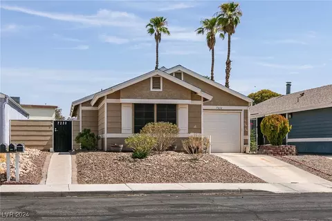 7332 Empress Dr, Las Vegas, NV 89147