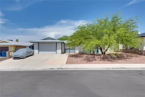 6780 Laronda Ln, Las Vegas, NV 89156