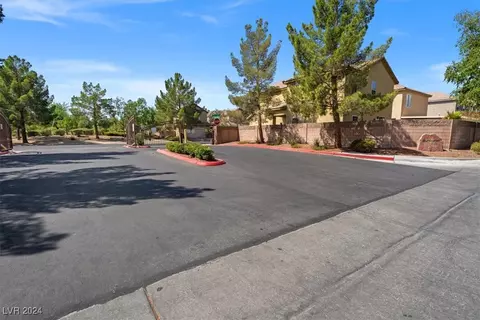 2625 La Mata St, Las Vegas, NV 89108