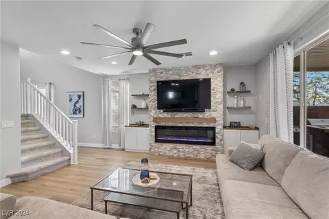7796 Willow Garden Ct, Las Vegas, NV 89179