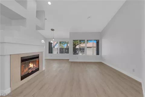 4816 Foxwarren Ct, Las Vegas, NV 89130