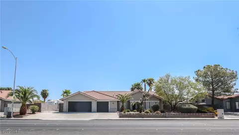 3120 N Torrey Pines Dr, Las Vegas, NV 89108