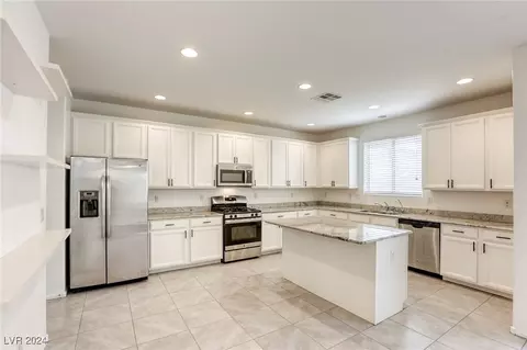 5478 Scotch Cap Dr, Las Vegas, NV 89122