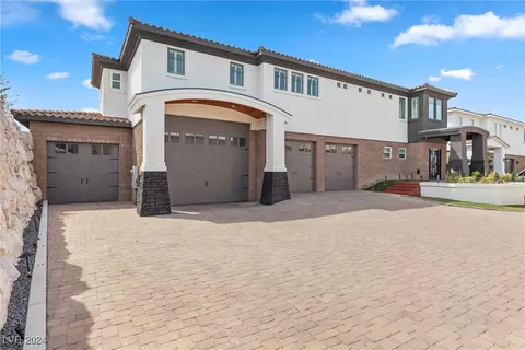 1317 Red Baron Ln, Boulder City, NV 89005