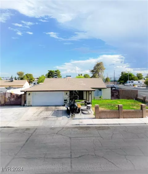 6017 Santa Catalina Ave, Las Vegas, NV 89108