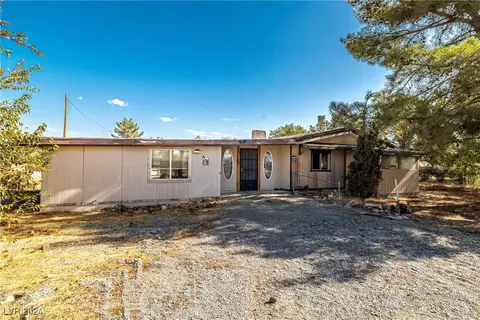 2860 W Irene St, Pahrump, NV 89060