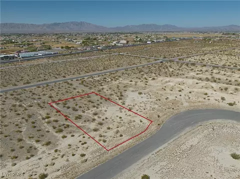 2420 S Maricopa St, Pahrump, NV 89048
