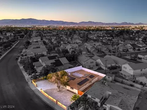 1400 Robin St, Las Vegas, NV 89106