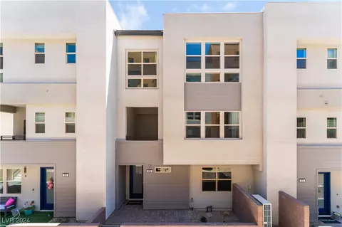 655 Grey Saker St, Las Vegas, NV 89138