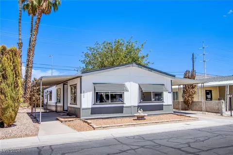 5520 Aldama Rd, Las Vegas, NV 89122