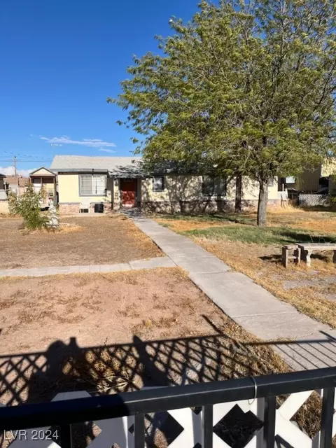 2204 Bledsoe Ln, Las Vegas, NV 89156