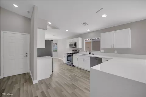 4945 Sapphire Light St, North Las Vegas, NV 89081
