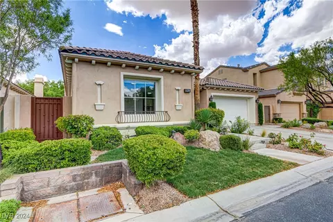 11251 La Madre Ridge Dr, Las Vegas, NV 89135