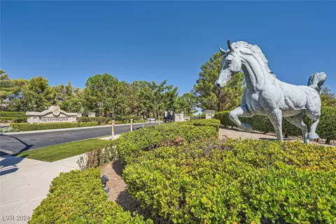 9324 Fontainbleu Dr, Las Vegas, NV 89145