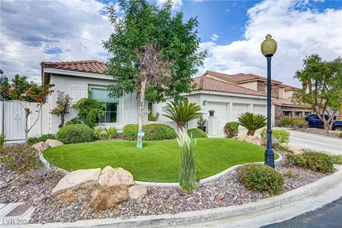 8112 Pebbleshire Ave, Las Vegas, NV 89117