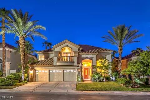8820 Cortile Dr, Las Vegas, NV 89134