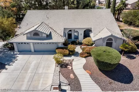 5425 Braemar Dr, Las Vegas, NV 89130