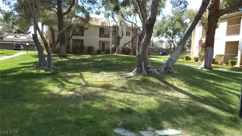 5576 W Rochelle Ave #22B, Las Vegas, NV 89103