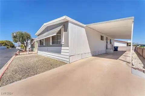 4650 E Royal Club Way, Las Vegas, NV 89103