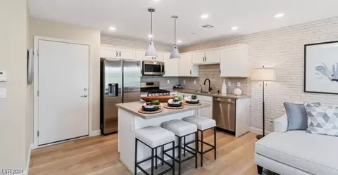 907 Watford Pl, Henderson, NV 89011