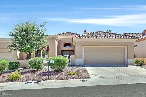 10021 Hunter Springs Dr, Las Vegas, NV 89134