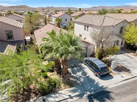 6377 Whispering Clouds Ct, Las Vegas, NV 89141