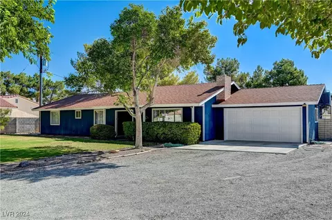 5640 N Torrey Pines Dr, Las Vegas, NV 89130