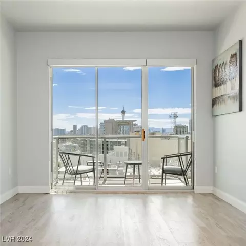 150 Las Vegas Blvd #912, Las Vegas, NV 89101