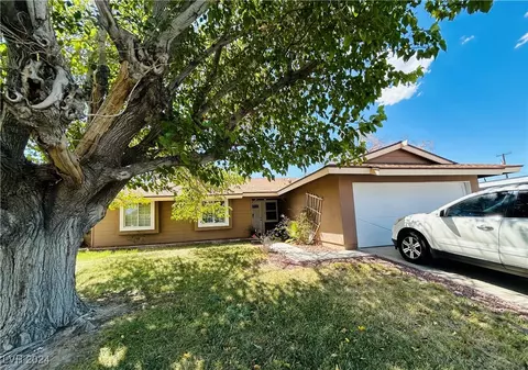 705 Mayfield St, Las Vegas, NV 89107